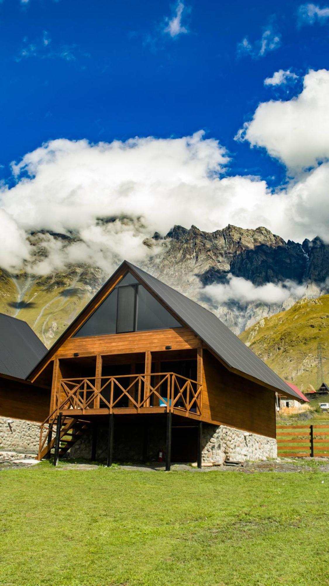 Cliffside Cottage Kazbegi Exteriér fotografie